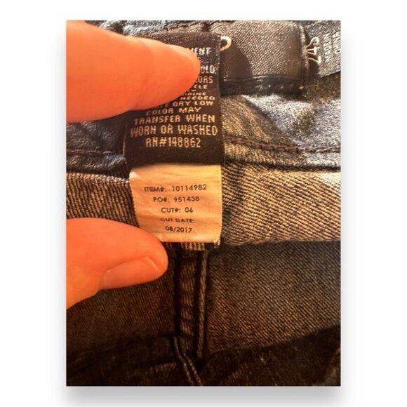 Women’s torrid 24 S Short Skinny Super Stretch High Rise Jegging Darkest Wash - Picture 7 of 12